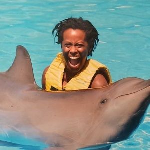 Meet your Posher, Letitia